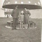 Ośrodek „Stradom” (dziś „Arena Słońca”). Na zdjęciu Krystyna i Bernard Bemowscy z córką Franciszką.