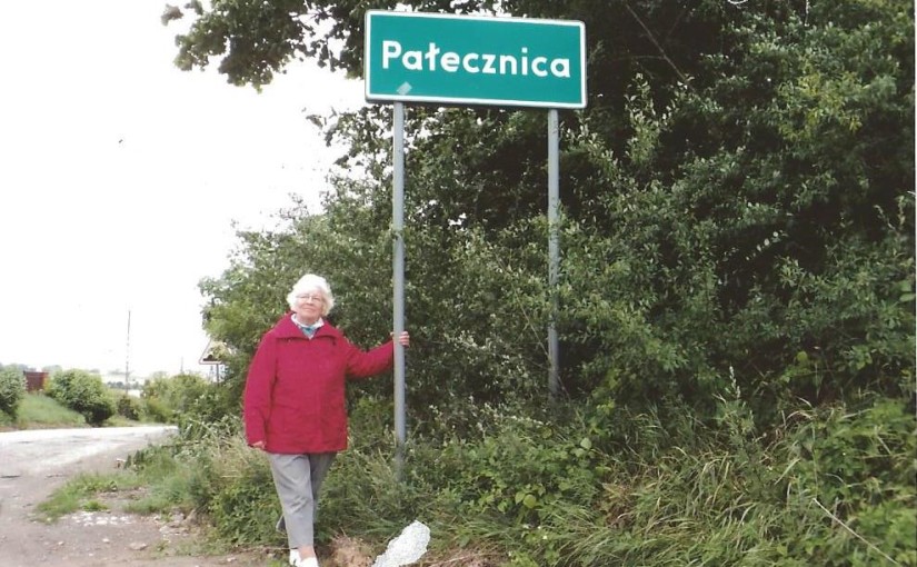 Danuta Szymanowska w rodzinnej Pałecznicy.
